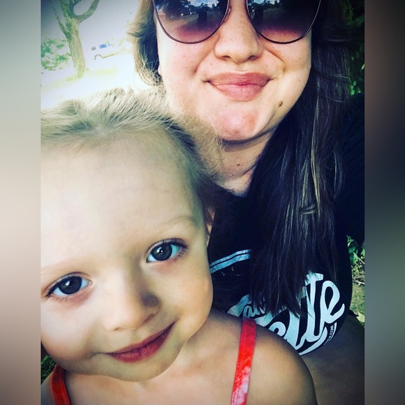 Meet your Posher, Kait - Picture 4 of 6